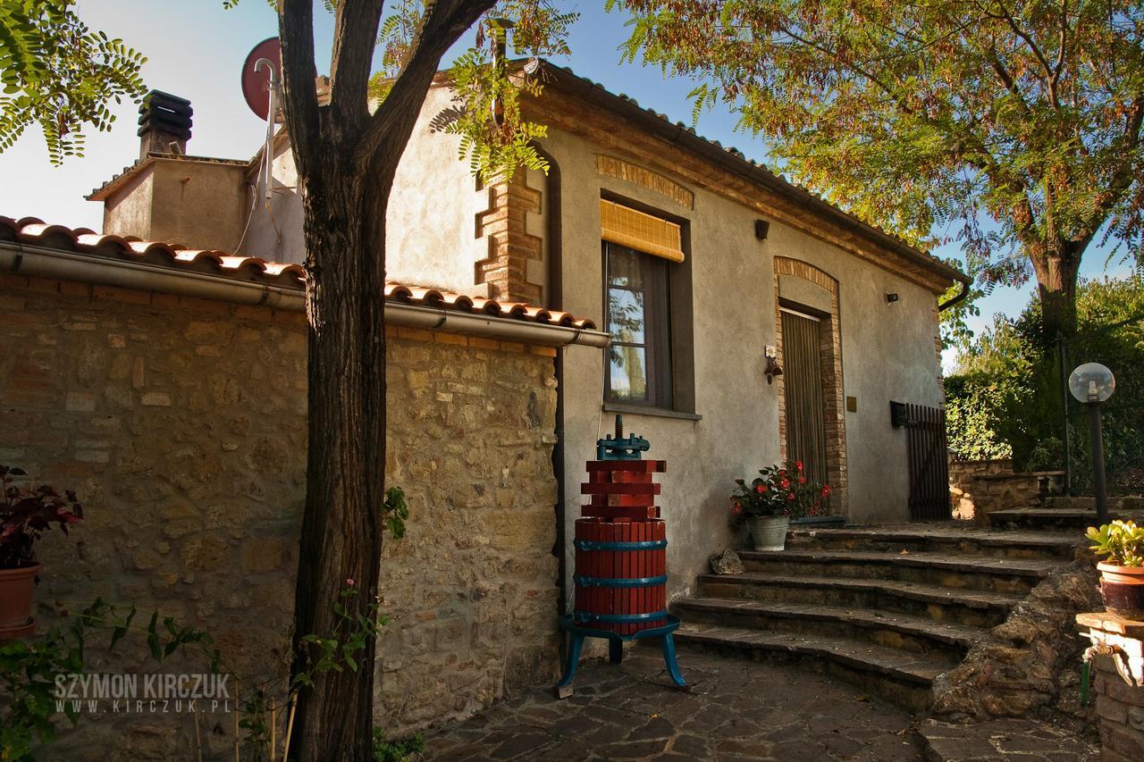 Agriturismo Villino Del Grillo San Gimignano Buitenkant foto